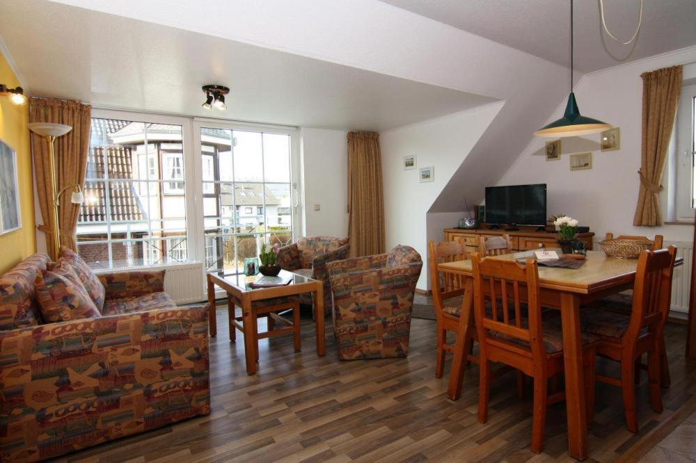 Appartementhaus Pinamar In Scharbeutz Extérieur photo